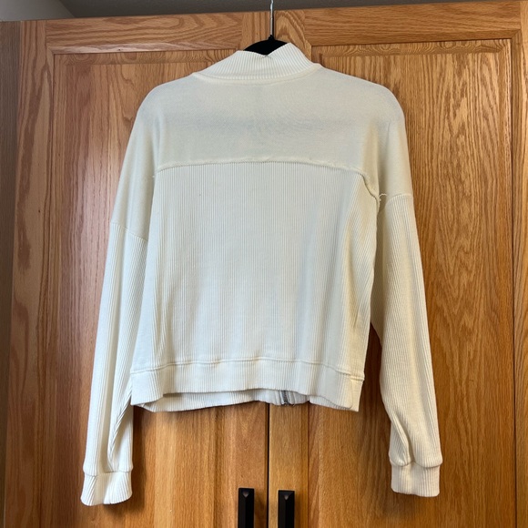 Cream Fabletics Zip-Up - Picture 2 of 3